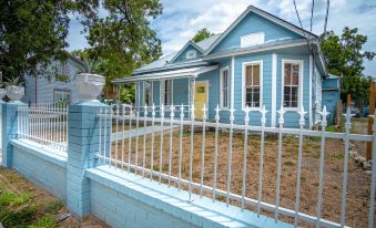 Remodeled Historic 2Br 1BA House Near Downtown