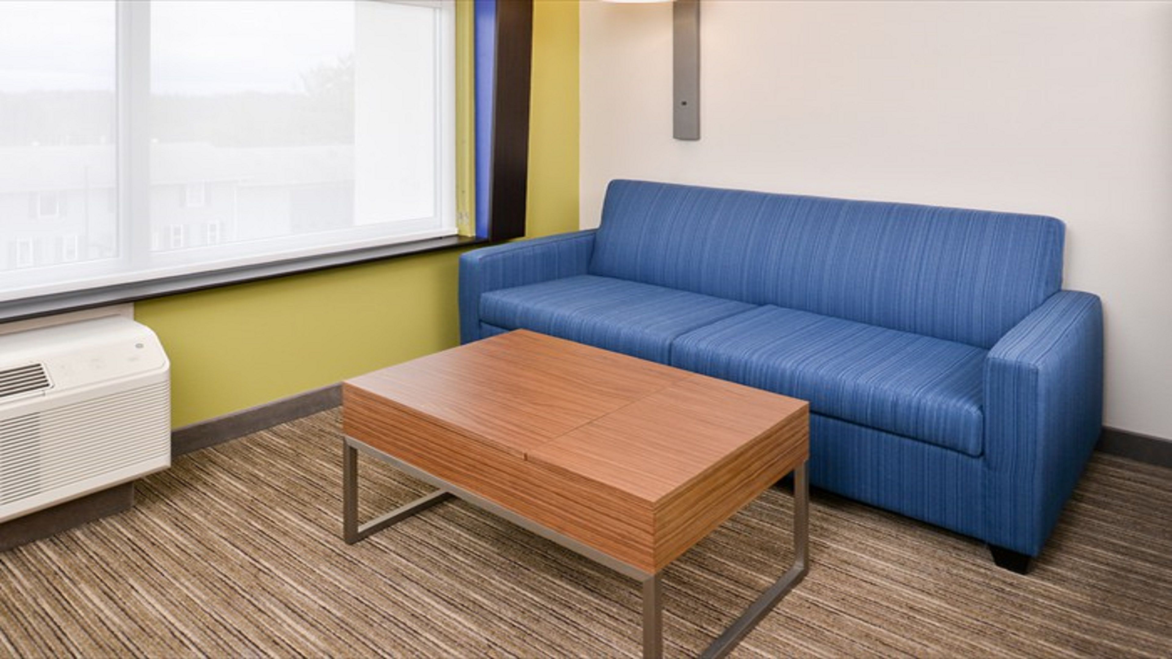 Holiday Inn Express & Suites - Parkersburg East, an Ihg Hotel