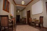 فندق جراند رويال