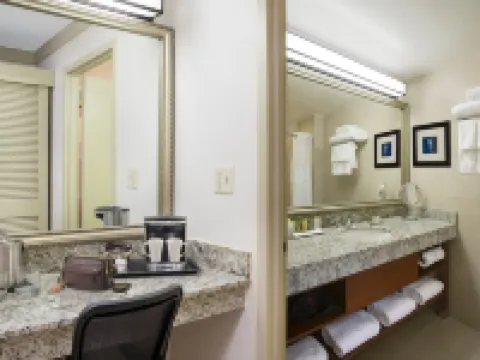 DoubleTree by Hilton Hotel Miami Airport & Convention Center Hotels in Miami