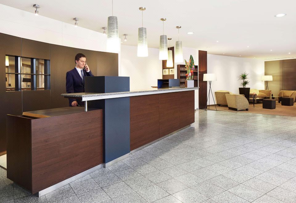 호텔 자허 빈의 럭셔리한 실내 인테리어