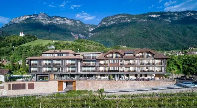 Hotel Christof Hotels in Appiano sulla Strada del Vino