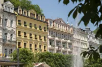 Boutique Hotel Corso Các khách sạn gần Hot Spring Colonnade