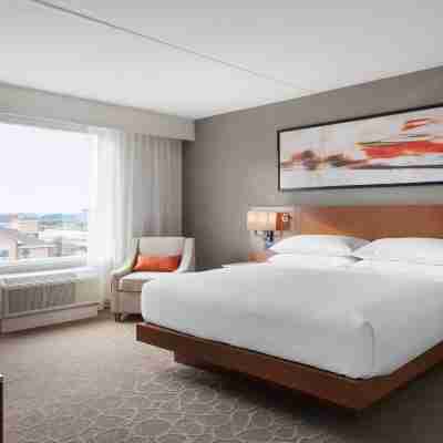 Delta Hotels Indianapolis Airport Rooms