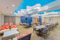 Holiday Inn Express Orange Beach-on the Beach