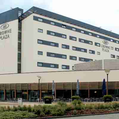 Crowne Plaza READING by IHG Hotel Exterior