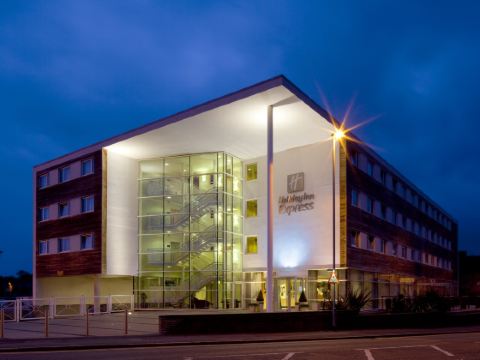 Holiday Inn Express CHESTER - RACECOURSE by IHG