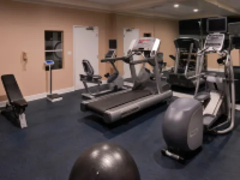 Holiday Inn Express & Suites PASADENA - LOS ANGELES by IHG Hotels in Pasadena