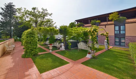 BV Grand Hotel Assisi