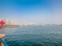 Seaside Adulina Scenic Apartment (Qingdao May Fourth Square) Hotels in Qingdao