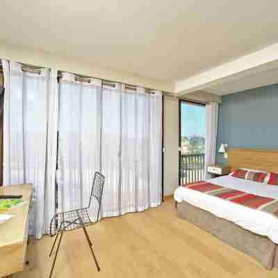 Logis Hôtel Le Belvédère Rooms