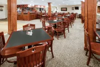 Clarion Hotel & Suites - Convention Center Fredericksburg - 2-Star
