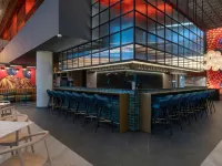 Radisson Red Johannesburg, Rosebank Hotels in der Nähe von Einkaufszentrum Killarney