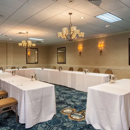 Best Western Plus Strongsville Cleveland