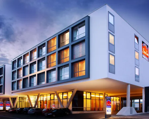 Leonardo Hotel Salzburg Airport Hôtels à : District de Salzbourg-Umgebung