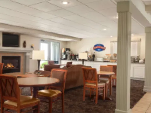 Baymont by Wyndham Wichita East Hotels in Wichita