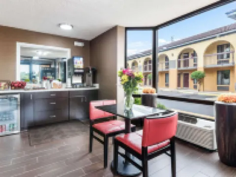 Econo Lodge Gainesville Downtown Area Hotels in Gainesville