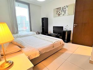 Amazing Stay in Downtown Dubai -1Bedroom