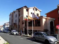 Hotel Chuchulev - parking