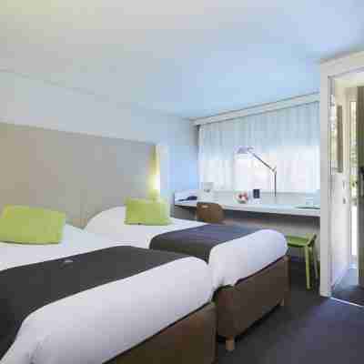 Hôtel-Restaurant Campanile Chambéry Rooms