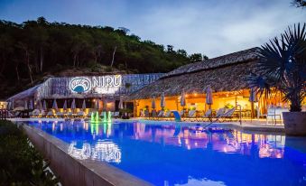 Binniguenda Huatulco & Beach Club