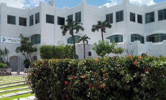 Nirvana Hotel & Hostel - Cancun Hotel Zone