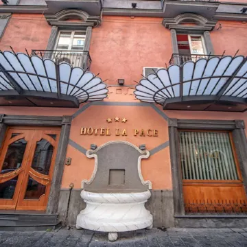 Hotel la Pace