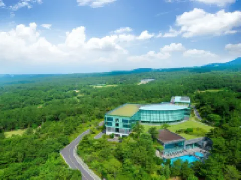 WE Hotel Jeju Các khách sạn gần Chùa Beophwasa