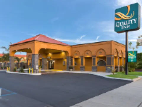 雷丁I-5附近凱藝酒店 雷丁酒店