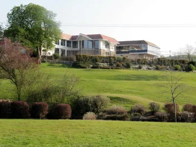 Westlodge Hotel & Leisure Centre Hotels in Bantry