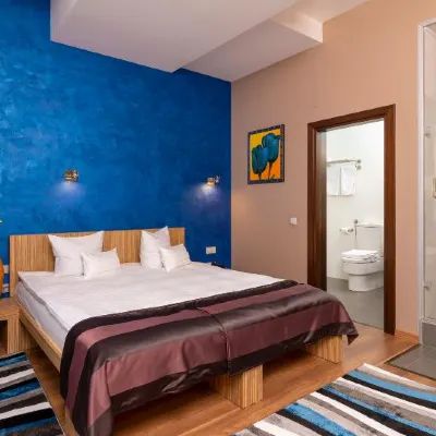 West City Hotel Hotels near Grigorescu Olympic Swimming Pool