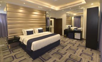 Rose White Hotel