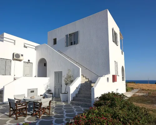Muses Milos Hotels in Milos