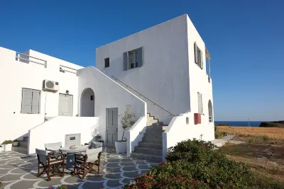 Muses Milos 鄰近普羅瓦塔斯海灘（Provatas Beach）的酒店