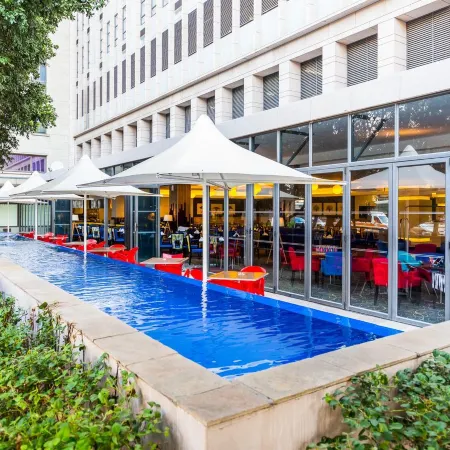 Fountains Hotel