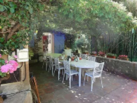 L'Amandari - Provence Holidays - Chambres d'hôtes Avec Jardin, Piscine, Jacuzzi, Climatisation