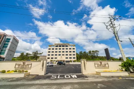 Ulsan on the Wave Hotel Отели рядом с достопримечательностью «Jinha Beach»