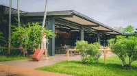 Litchfield Outback Resort - parking