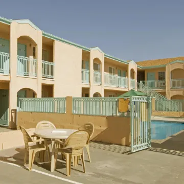 Aerospace Inn-Mojave