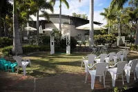 Capricorn Motel & Conference Centre Hotels in The Caves
