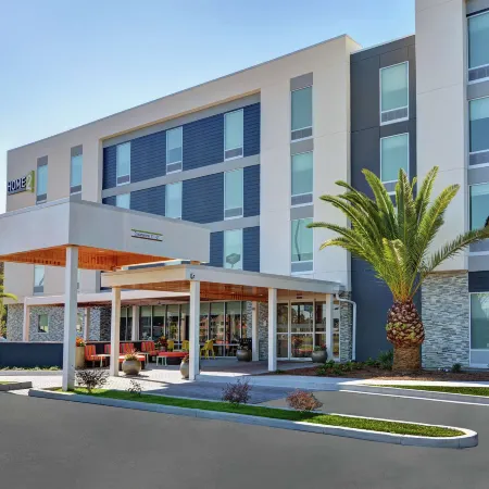 Home2 Suites by Hilton Richmond Hill Savannah I 95