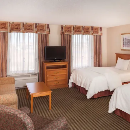 Hampton Inn & Suites Addison