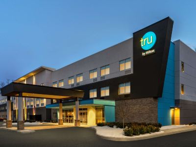 Tru by Hilton Albany Airport