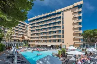 4R Playa Park - Beach