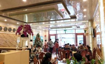 Ngoc Huyen Hotel
