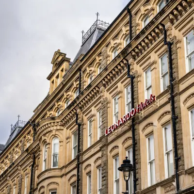 Leonardo Hotel Cardiff Hotels near Bute Library