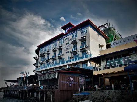 愛潛海浪飯店