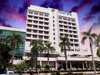 Dynasty Hotel Miri Hotels near Hwai En Methodist Church