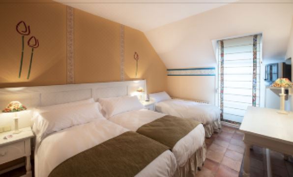 Hotel La Posada De Alameda - Housity