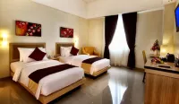 Orchardz Hotel Ayani Hotels in Parit Tokaya